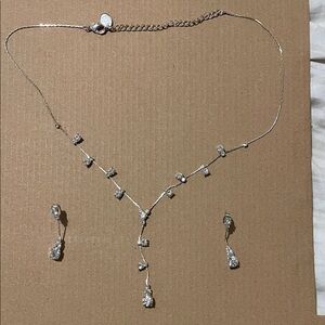 Elegant Silver Necklace and Earring Set